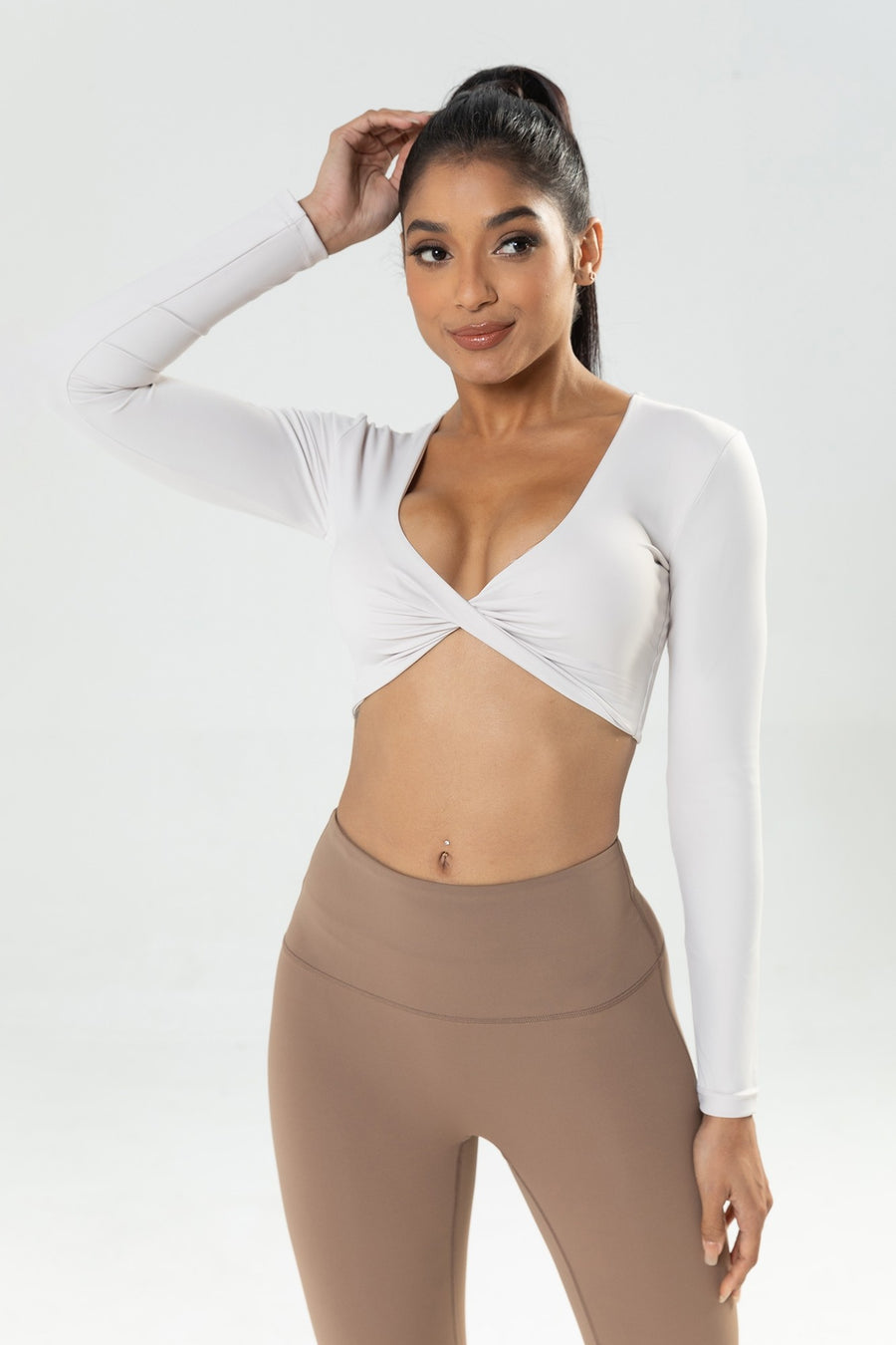 Twist Knot Long Sleeve Workout Crop Top W/bra