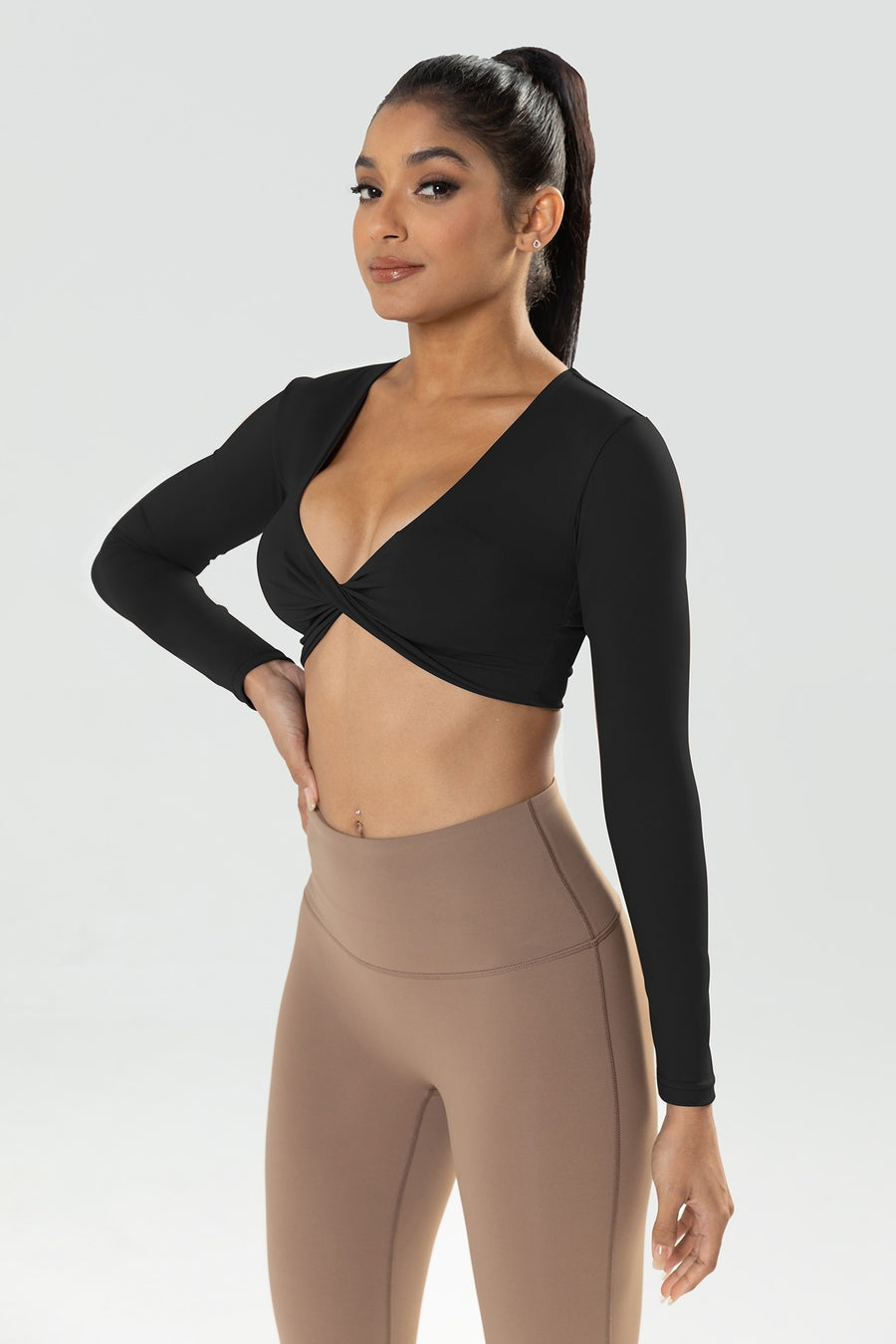 Twist Knot Long Sleeve Workout Crop Top W/bra