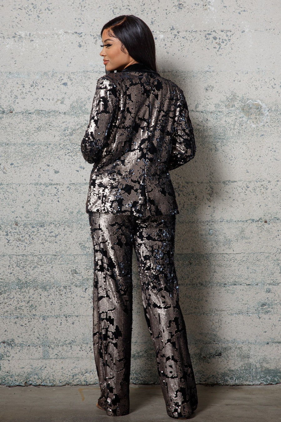 WHO RUN THE WORLD SEQUINS VELVET JACKET PANTS SETS